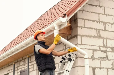 Pose et remplacement de gouttières à Crépey